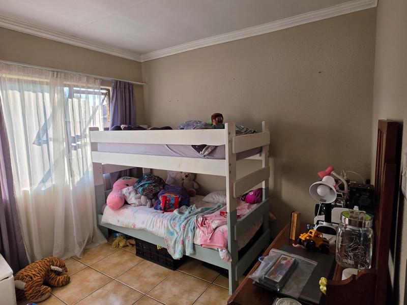 2 Bedroom Property for Sale in Roodia Free State